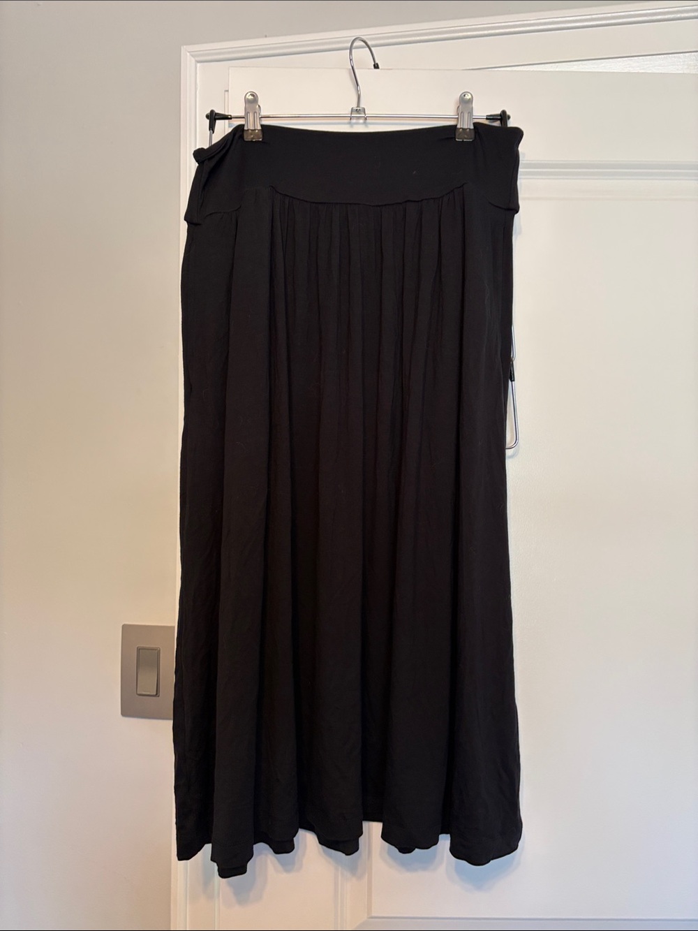 Amazon Essentials Black Pleated Maxi Skirt